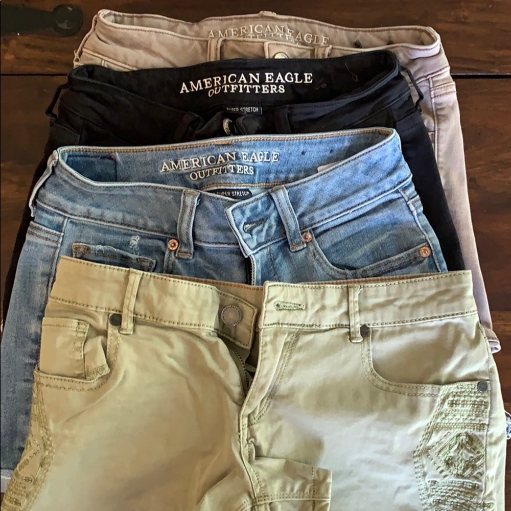 American Eagle SHORTS!!!!